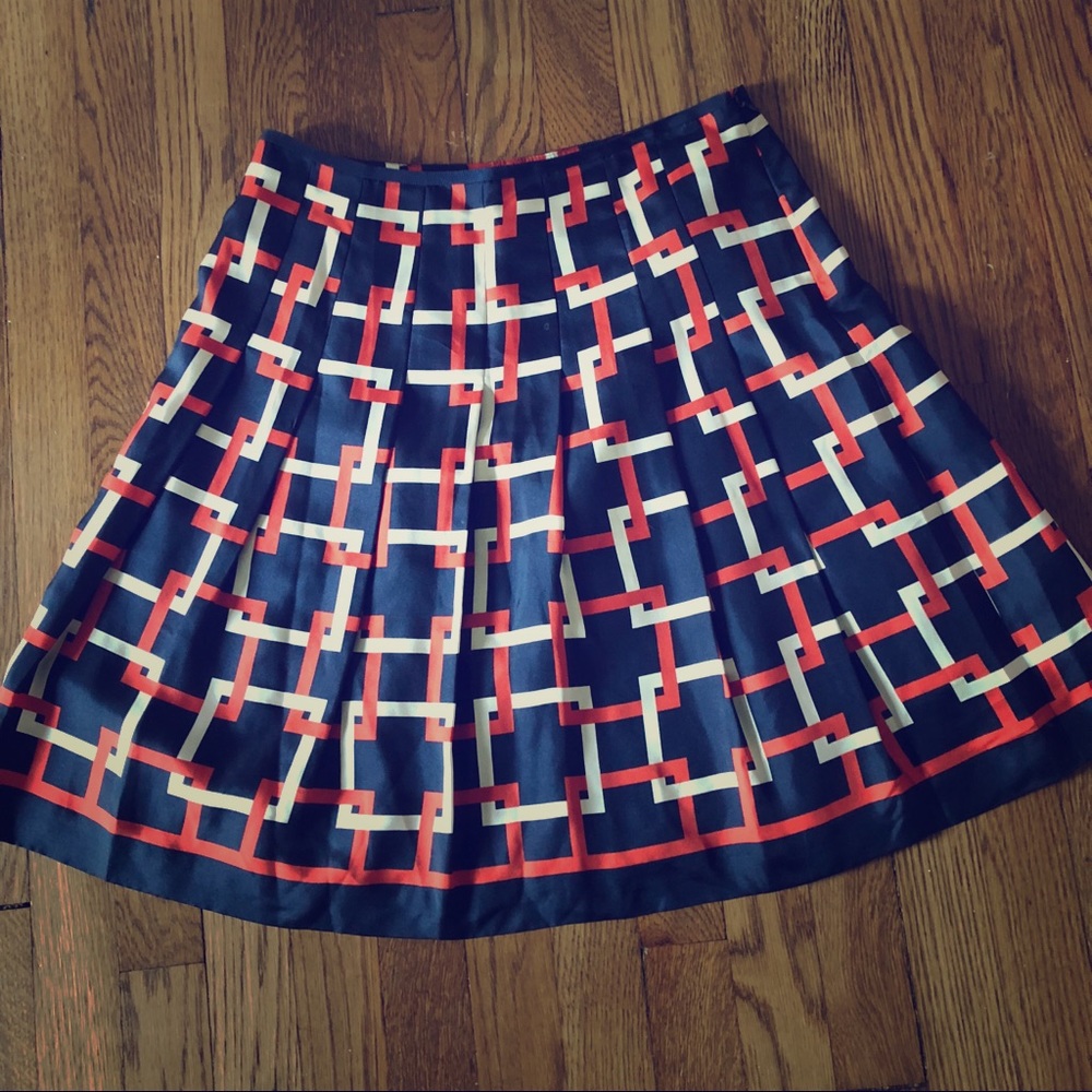 Silk pleated Ann Taylor skirt